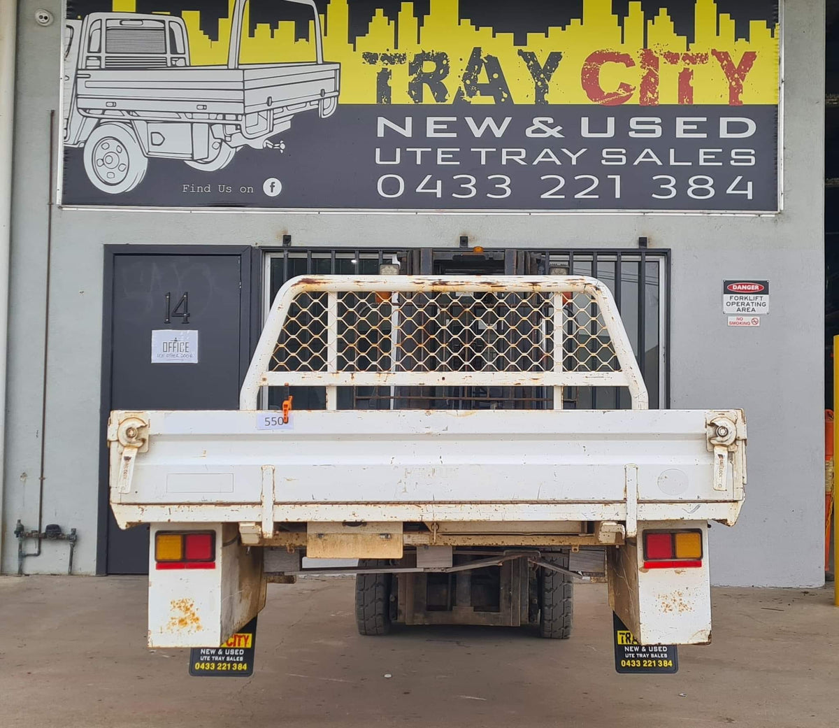 550-extra-cab-steel-tray-hilux-05-to-2022-tray-city